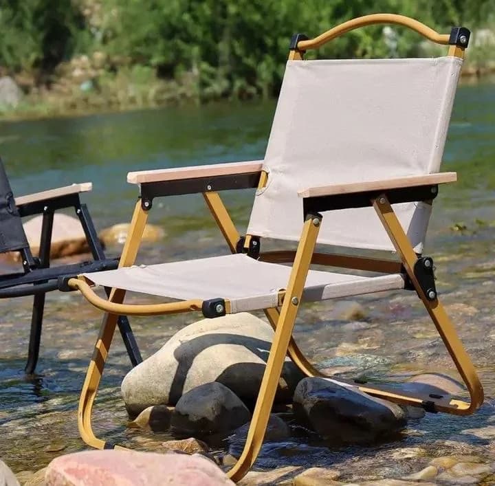 Table camping pliante aluminium noir position pliee compacte